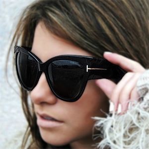 MONDAY MORNING Oversize Cat Eye Sunglasses